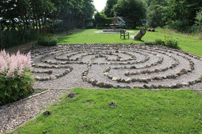labyrintfonteinzomer.jpg